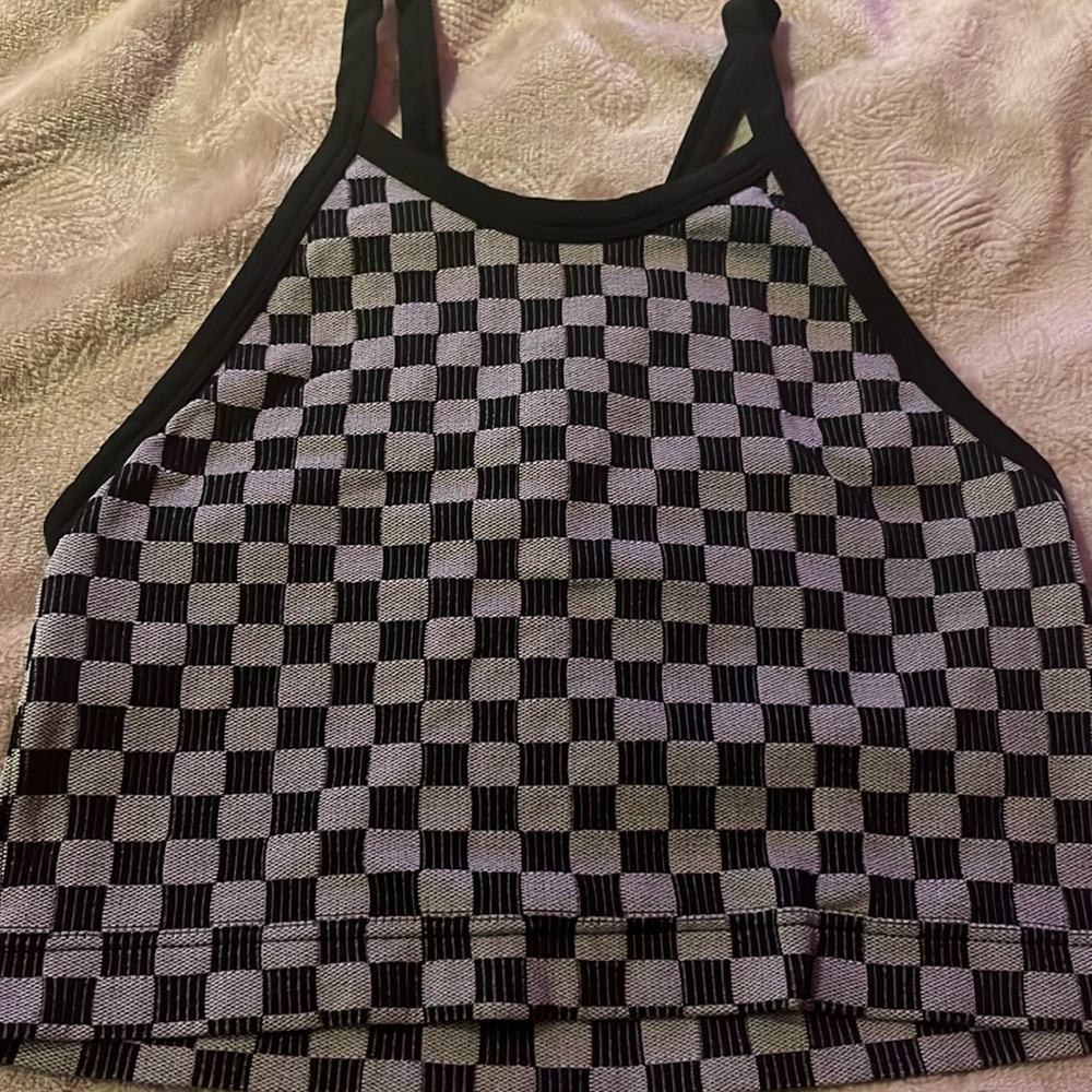Black and white side M